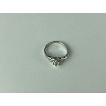 925 Sterling Silver CZ Ring Size 7