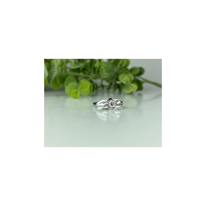 925 Sterling Silver CZ Ring Size 7
