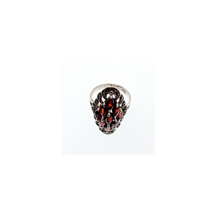 Vintage 925 Sterling Silver Garnet & Marcasites Ring Size 6.5
