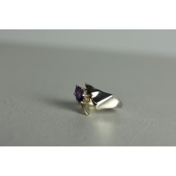 925 Sterling Silver Amethyst Ring Size 6.75