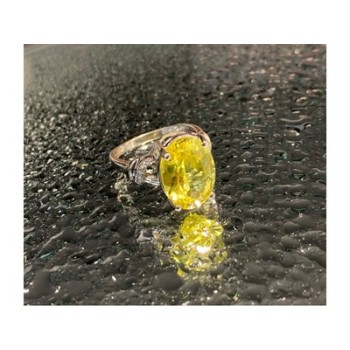 925 Sterling Silver CZ Ring Size 6.5