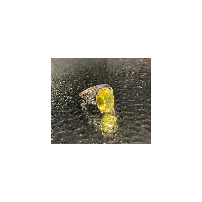 925 Sterling Silver CZ Ring Size 6.5