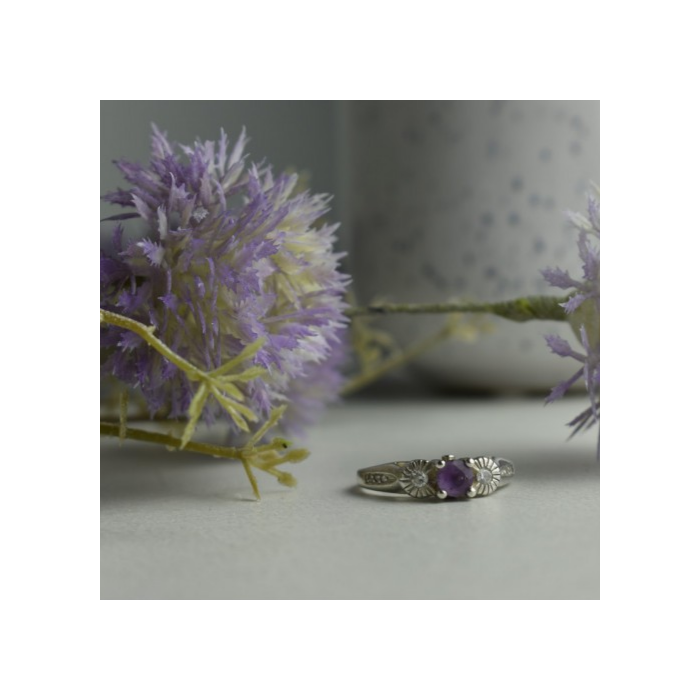 Avon 925 Sterling Silver Tourmaline & CZ Ring Size 9