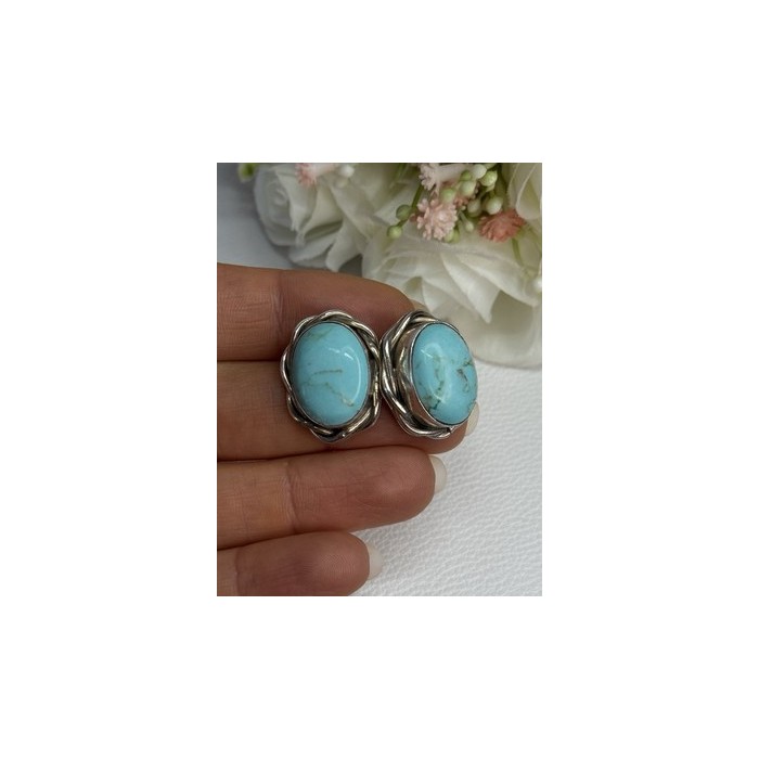 Vintage Elegant 925 Sterling Silver Turquoise Earrings Length 0.93 Inch