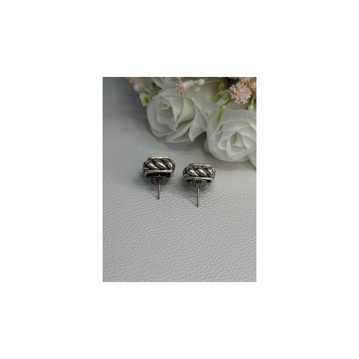 Vintage 925 Sterling Silver Turquoise Earrings Length 0.60 Inch