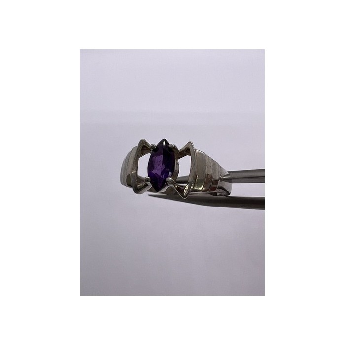 925 Sterling Silver Amethyst Ring Size 8