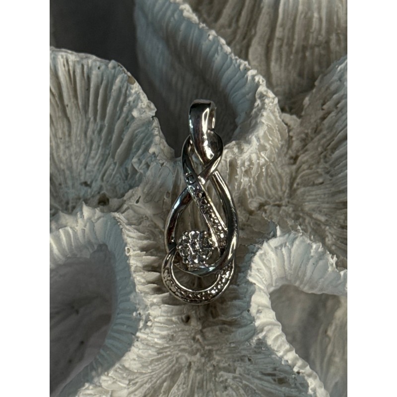 Elegant 925 Sterling Silver Diamonds Pendant Length 1.10 Inch