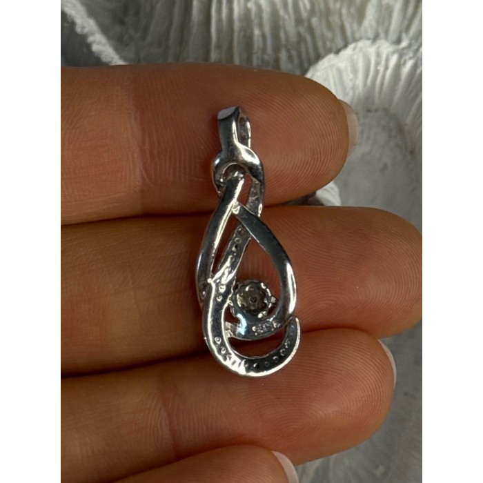 Elegant 925 Sterling Silver Diamonds Pendant Length 1.10 Inch