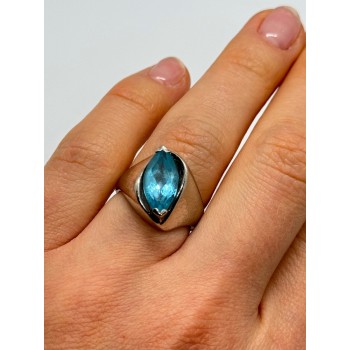 925 Sterling Silver Topaz Ring Size 5.5