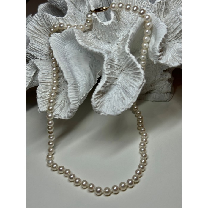 14K YELLOW GOLD CLAPS FRESH WATER PEARL NECKLACE 18 Inch