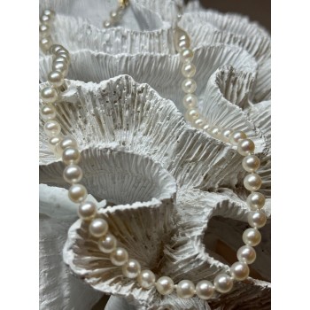 14K YELLOW GOLD CLAPS FRESH WATER PEARL NECKLACE 18 Inch