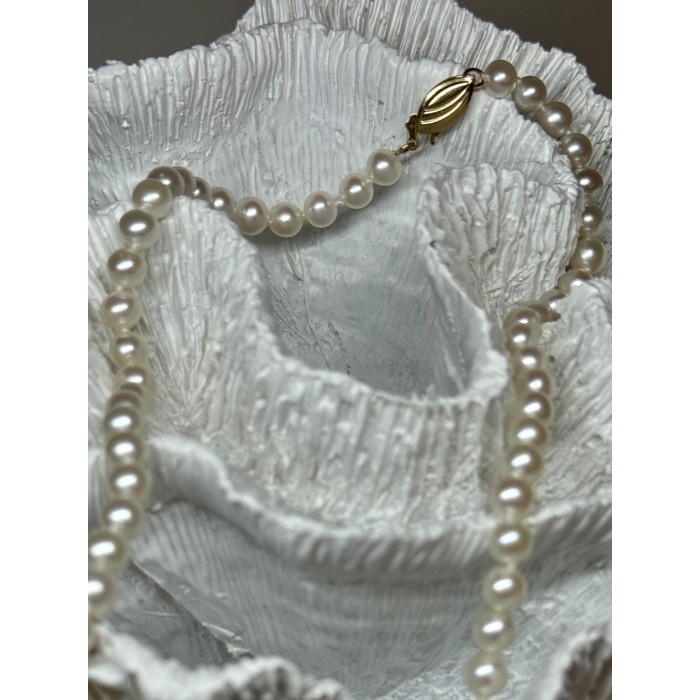 14K YELLOW GOLD CLAPS FRESH WATER PEARL NECKLACE 18 Inch