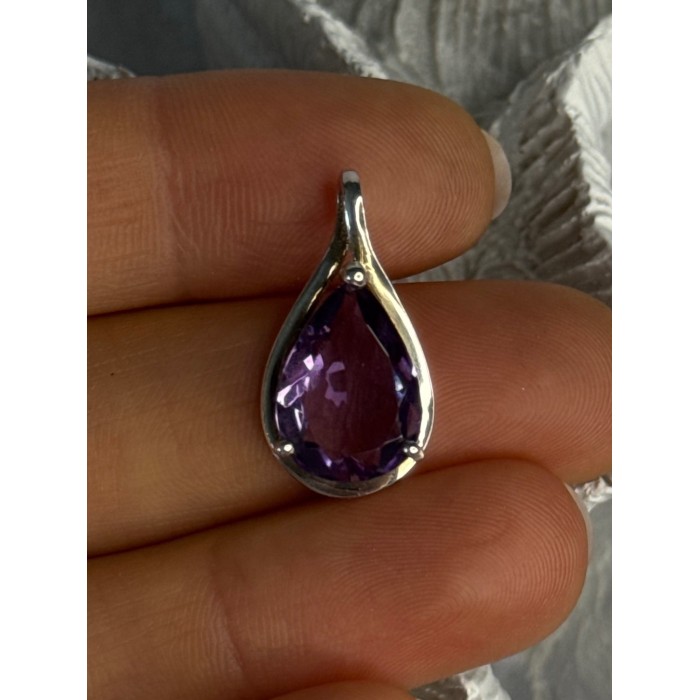 Classy 925 Sterling Silver Amethyst Pendant Length 0.90 Inch