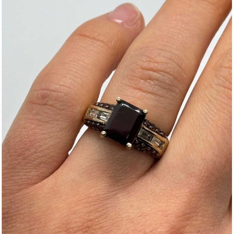 925 Sterling Silver Gold Plated Garnet & Goshenite Ring Size 6