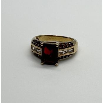 925 Sterling Silver Gold Plated Garnet & Goshenite Ring Size 6