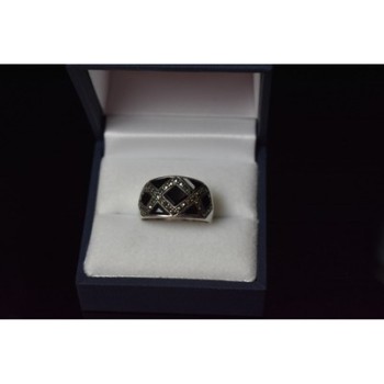 925 Sterling Silver Black Nephrite & Marcasites Ring Size 8