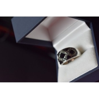 925 Sterling Silver Black Nephrite & Marcasites Ring Size 8