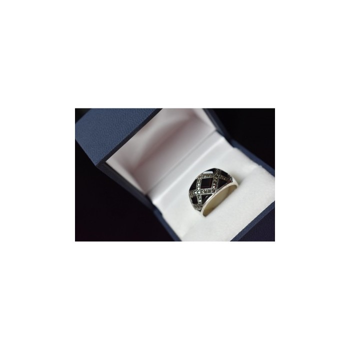 925 Sterling Silver Black Nephrite & Marcasites Ring Size 8