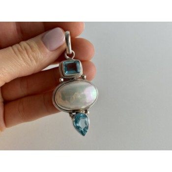 925 STERLING SILVER MOTHER OF PEARL & TOPAZ PENDANT