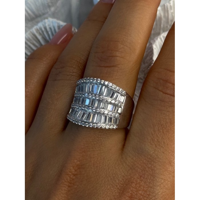 Elegant Design 925 Sterling Silver Cz Ring Size 9