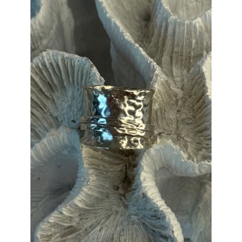 Unique Design 925 Sterling Silver Ring Size 6