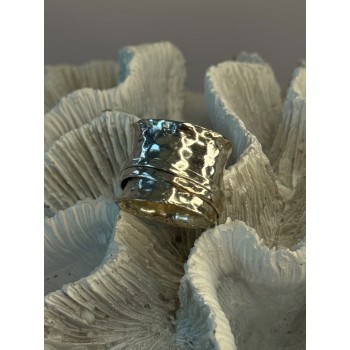 Unique Design 925 Sterling Silver Ring Size 6