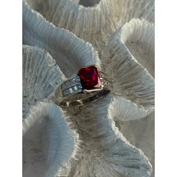 925 Sterling Silver Ruby & Beryl Ring Size 10