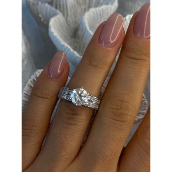 Shiny 925 Sterling Silver Cz Ring Size 5