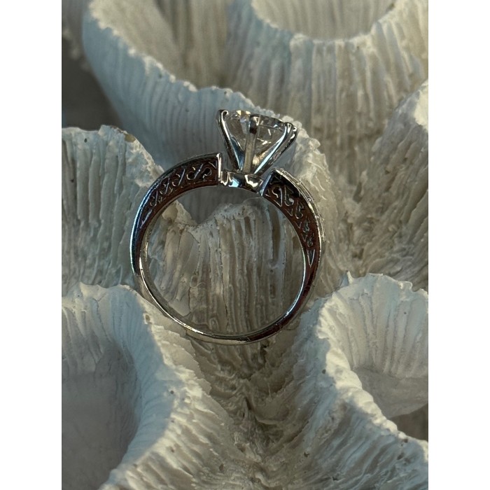 Shiny 925 Sterling Silver Cz Ring Size 5