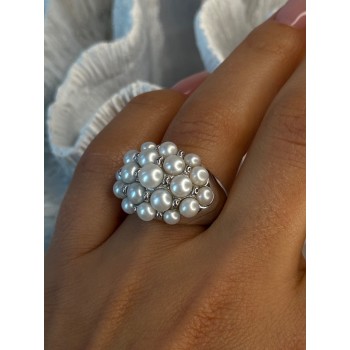 Elegant 925 Sterling Silver Pearl  Ring Size 7