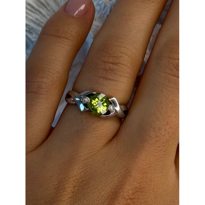 925 Sterling Silver Peridot & Beryl Ring Size 6