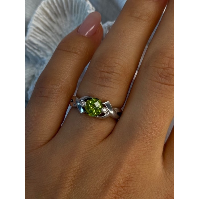 925 Sterling Silver Peridot & Beryl Ring Size 6