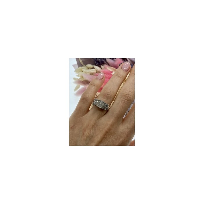 925 Sterling Silver CZ Ring Size 7