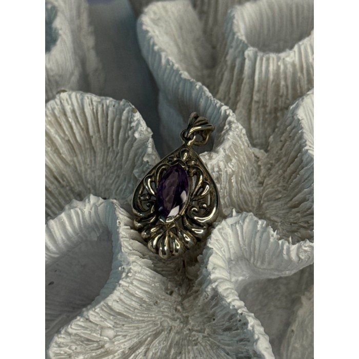 Classy 925 Sterling Silver Amethyst Pendant Length 1.20 Inch