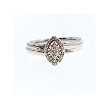 925 Sterling Silver White Sapphires Ring Size 7