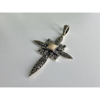925 STERLING SILVER AGATE & MARCASITE CROSS PENDANT