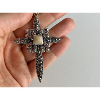 925 STERLING SILVER AGATE & MARCASITE CROSS PENDANT