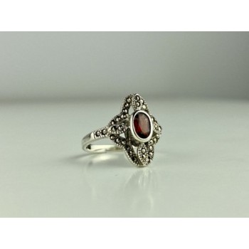 925 Sterling Silver Almandine & Marcasites Ring Size 7