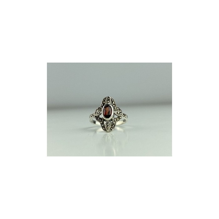 925 Sterling Silver Almandine & Marcasites Ring Size 7