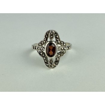 925 Sterling Silver Almandine & Marcasites Ring Size 7
