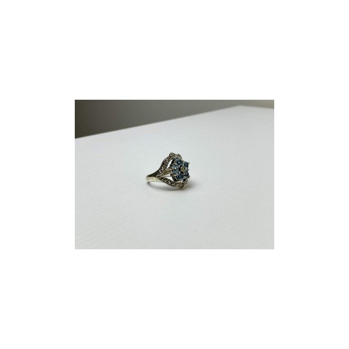 925 Sterling Silver Blue Topaz & Marcasites Ring Size 8