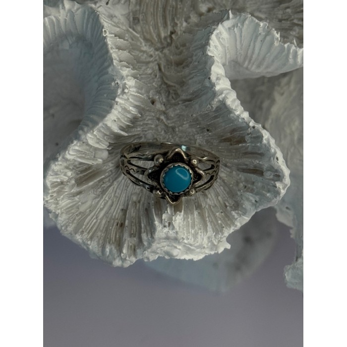 925 Sterling Silver Turquoise Ring Size 5.5