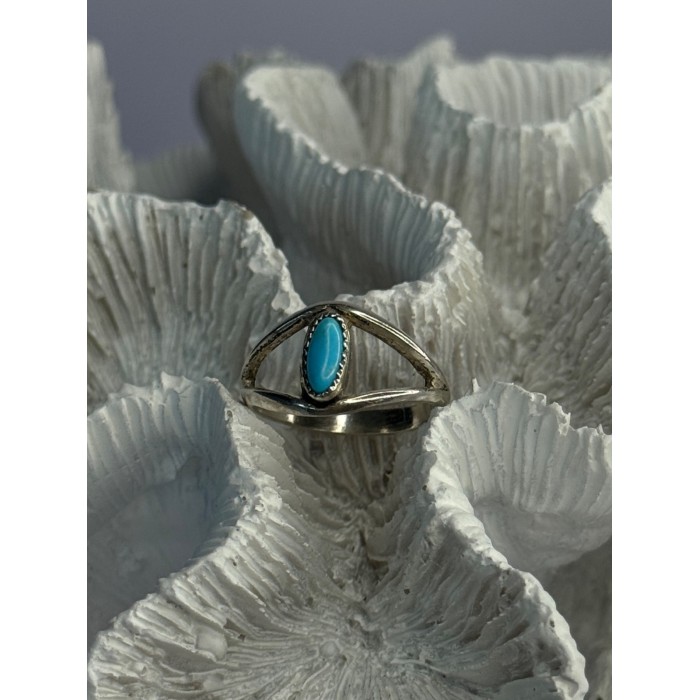 925 Sterling Silver Turquoise Ring Size 5.5
