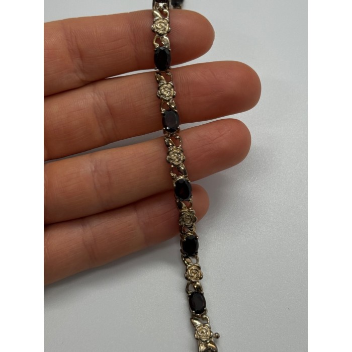 925 STERLING SILVER GARNET FLOWERS  BRACELET