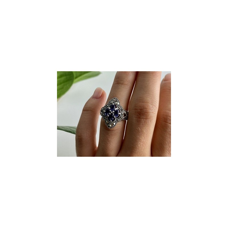 Vintage 925 Sterling Silver Amethyst & Marcasites Ring Size 6