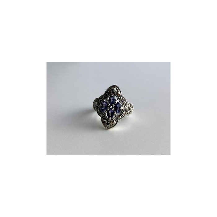 Vintage 925 Sterling Silver Amethyst & Marcasites Ring Size 6