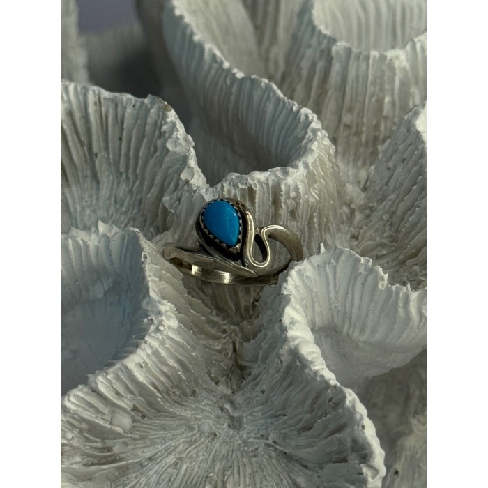 925 Sterling Silver Turquoise Ring Size 4