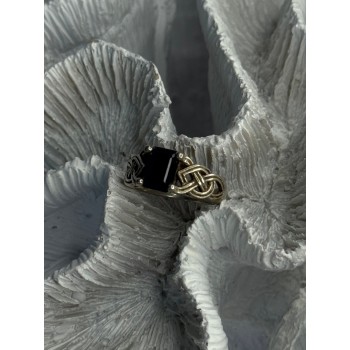 Vintage 925 Sterling Silver Purple Tourmaline Ring Size 5