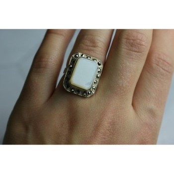 925 Sterling Silver Mother Of Pearl & Marcasites Ring Size 6.5