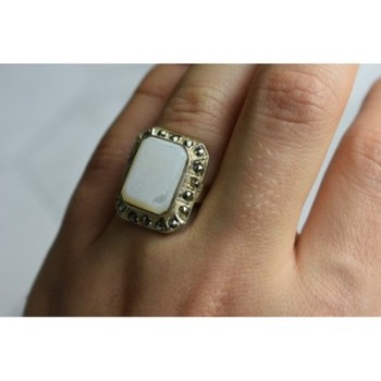 925 Sterling Silver Mother Of Pearl & Marcasites Ring Size 6.5